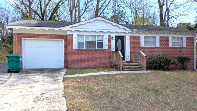 Building Photo - 1410 Willow Dr