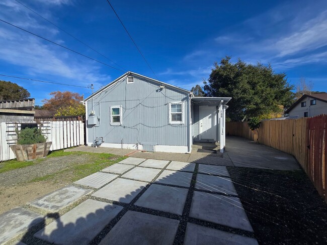 Primary Photo - SIngle Story Home located in El Sobrante, ...