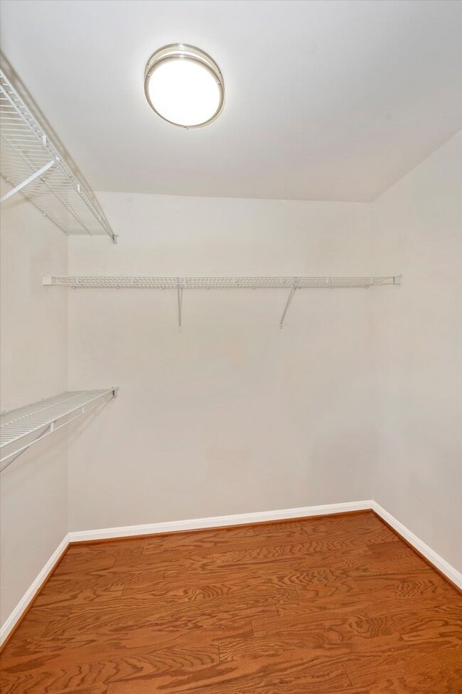 Building Photo - Elevator Condo in Frederick Pent House Level