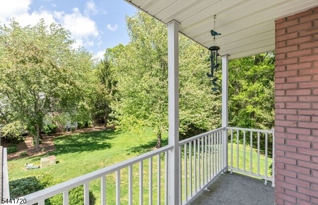Building Photo - 82 Smithfield Ct