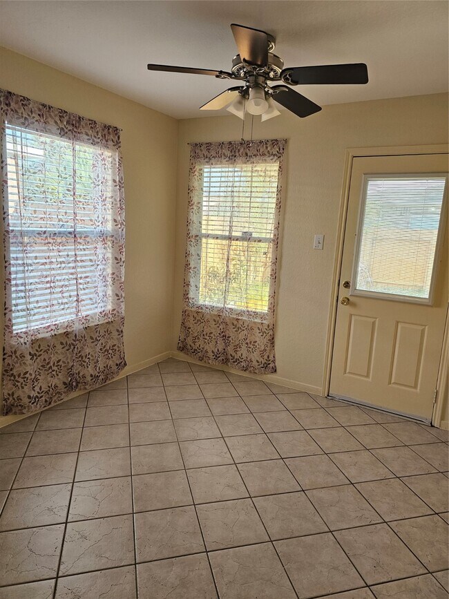 Building Photo - 19119 Mission Fort Ln