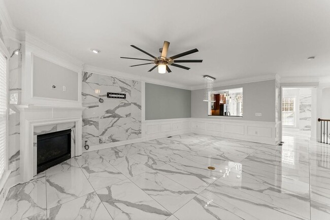 Building Photo - 2876 Overlook Way NE