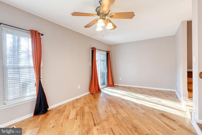 Building Photo - 684 Lions Gate Ln