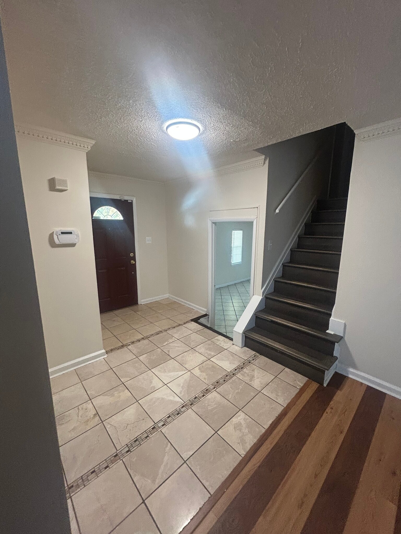 Building Photo - 307 Bentwood Dr