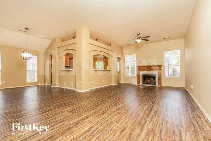 Building Photo - 608 Norwood Dr