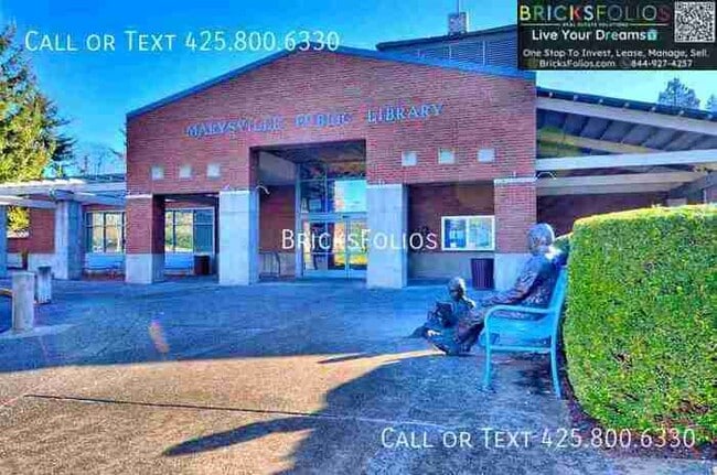 Building Photo - Brand-New Comfort Meets Everyday Convenience