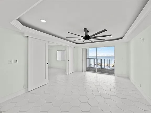 Building Photo - 2885 Palm Beach Blvd