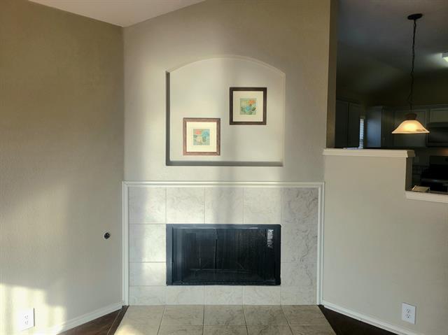 Building Photo - 1319 Periwinkle Dr