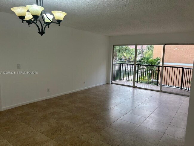 Building Photo - 8851 Wiles Rd