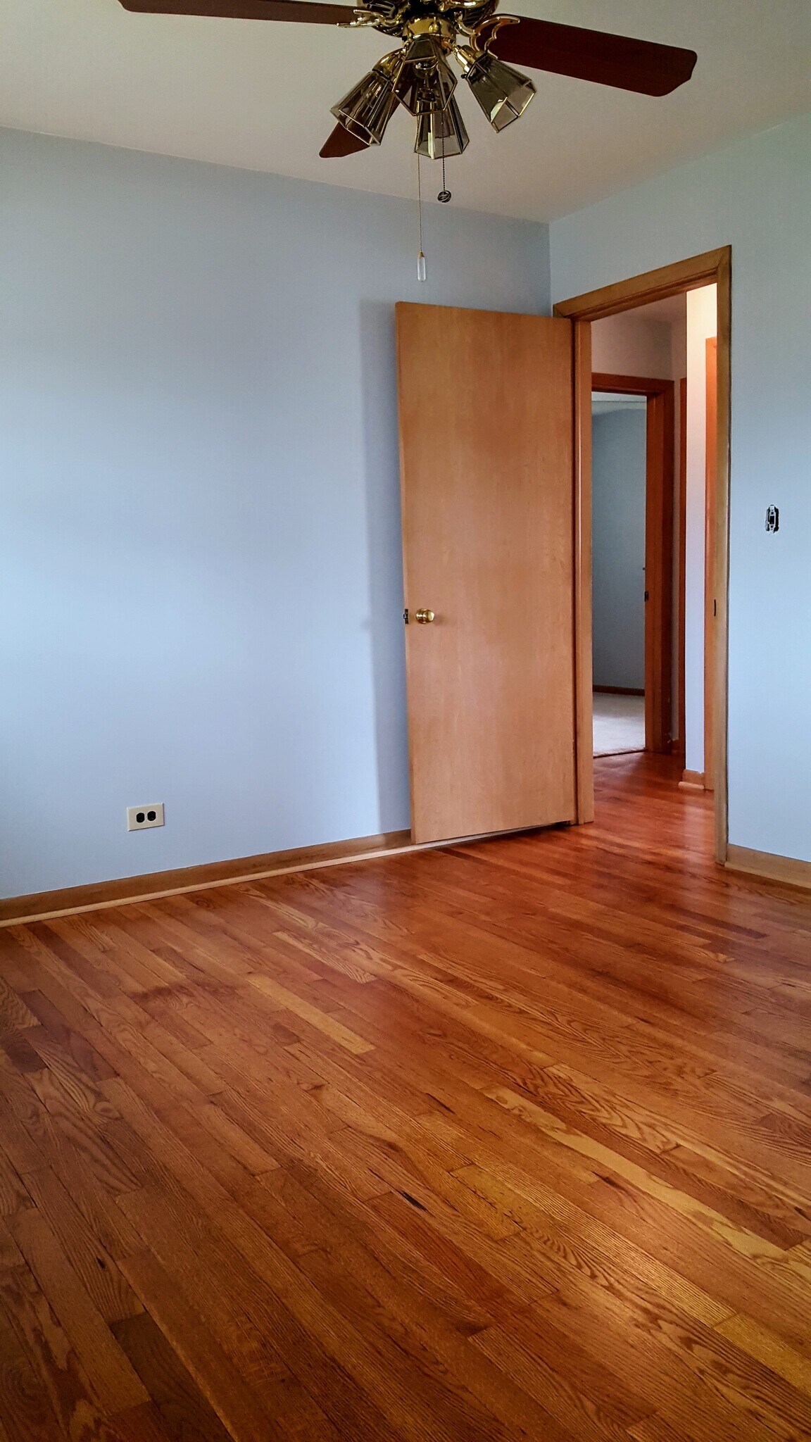 Building Photo - 26 W 56th St