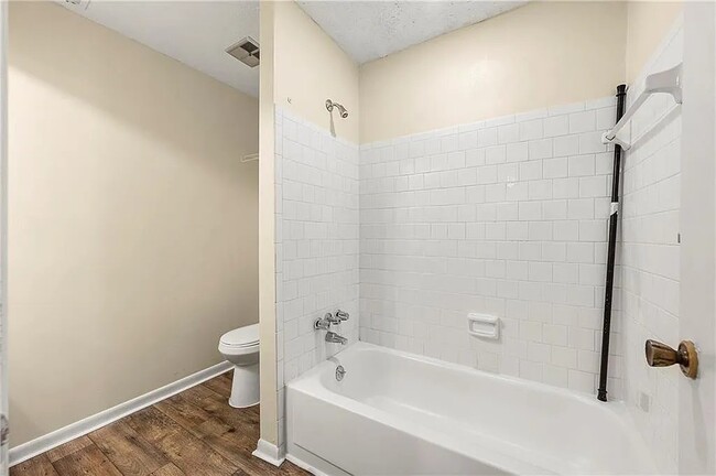 Building Photo - 3184 Nectarine Cir