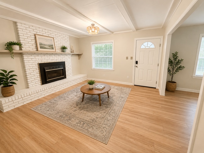 Building Photo - 1004 Blanton Pl