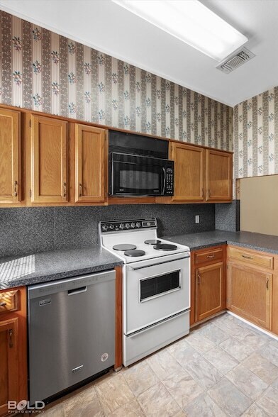 Building Photo - 9913 Dagger Point Ln