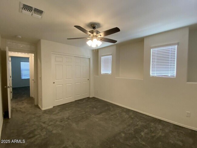 Building Photo - 6843 E Peralta Cir