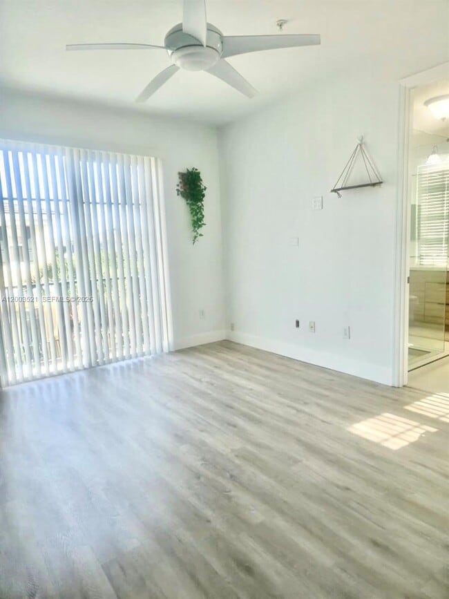 Building Photo - 3836 NW 5th Terrace