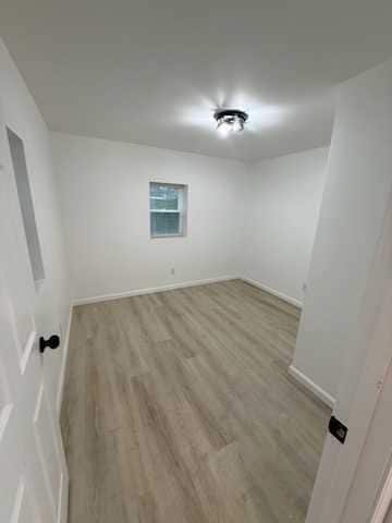 Building Photo - 1049 Seale Ave
