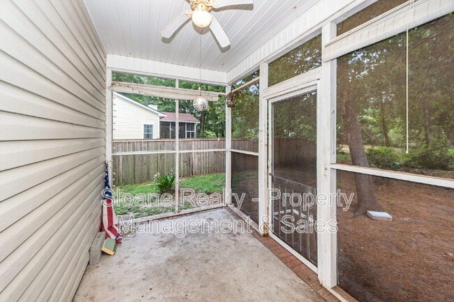 Building Photo - 458 Planters Trace Dr