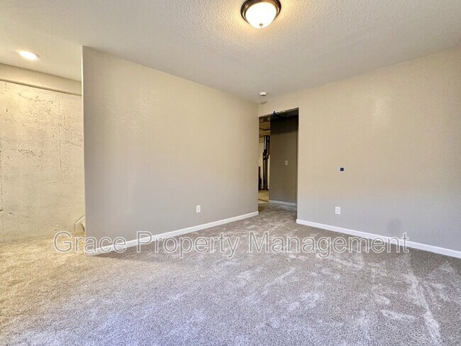 Building Photo - 3451 W 65th Ave