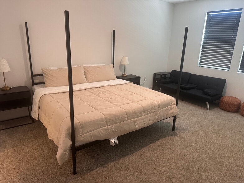 Primary Bedroom - 4217 Crossroads Way