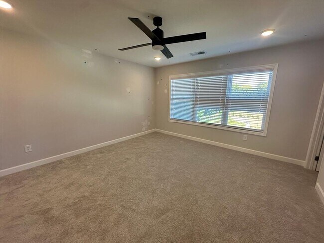 Building Photo - 1925 AUDRA Aly