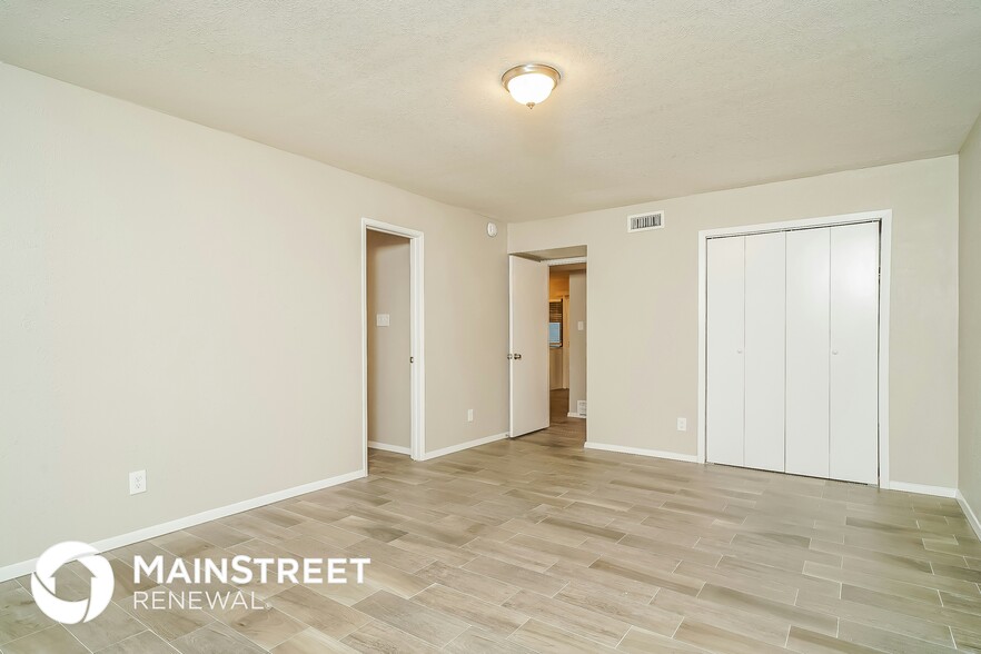 Building Photo - 4210 Coronet Ln