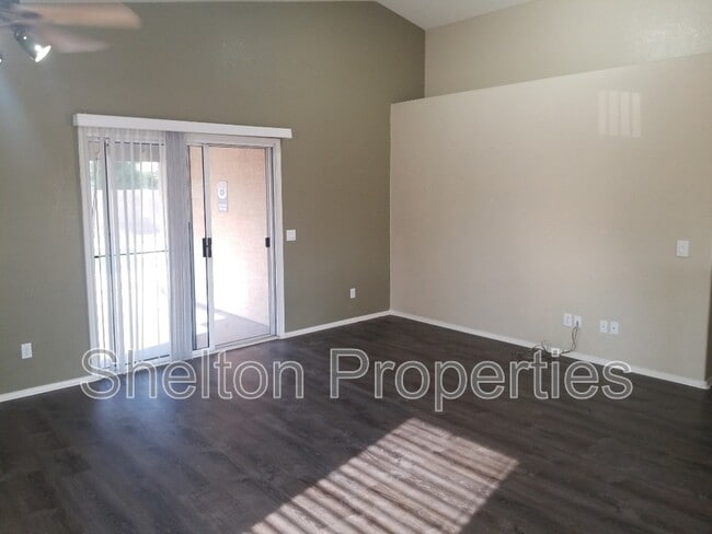 Building Photo - 16105 W Hadley St