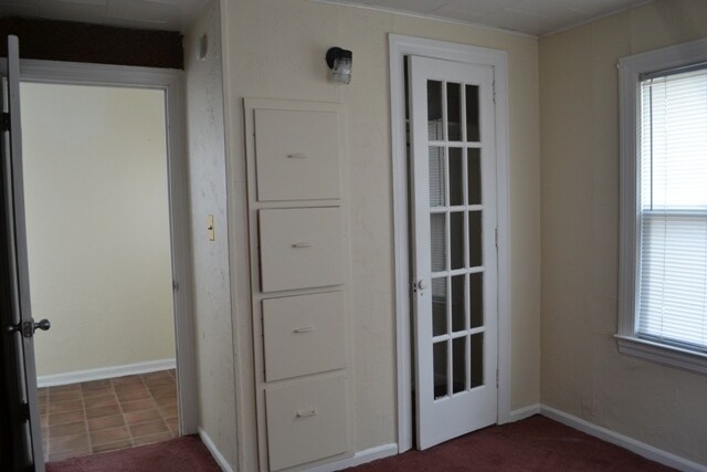 Building Photo - 5 Bed 3 Bath House