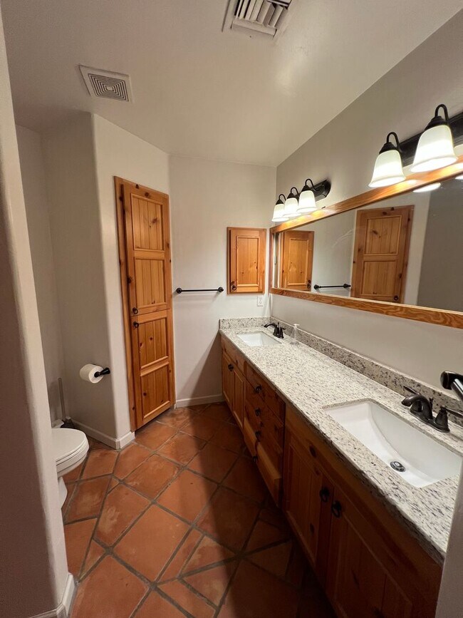 Building Photo - UNIQUE HOME ON ACREAGE!