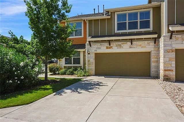 Primary Photo - 1620 Bryant Dr