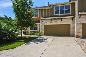 Building Photo - 1620 Bryant Dr