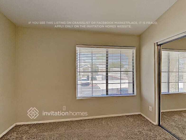 Building Photo - 7801 N 44th Dr