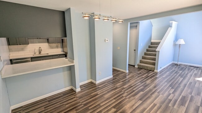 Building Photo - 3506 McCoppin Park Ct