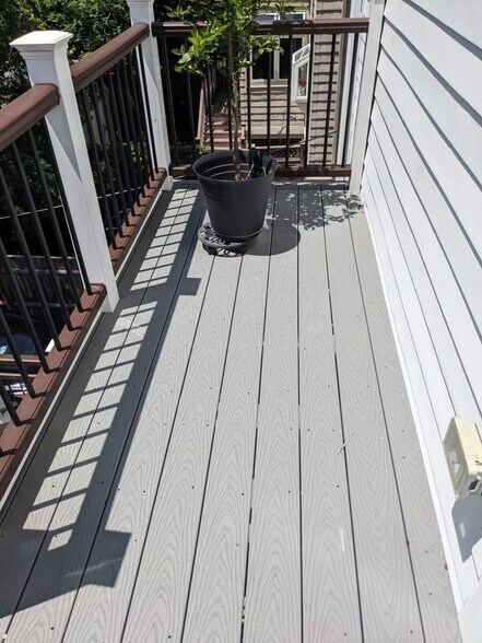 Building Photo - 318 Concord Ave