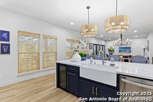 Building Photo - 6789 river