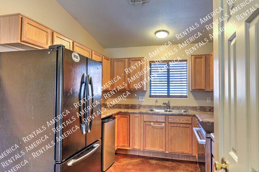 Building Photo - 441 E Geronimo Bluff Loop