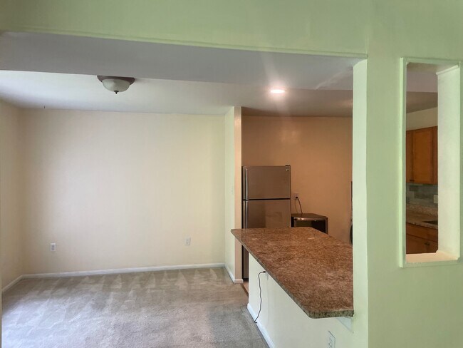 Building Photo - 8479 Greenbelt Rd