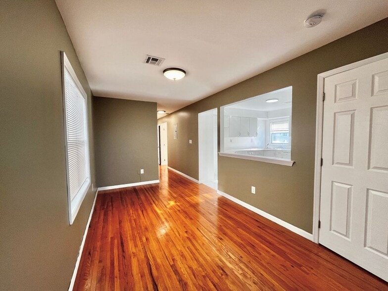 Building Photo - 7100 Durham Ave