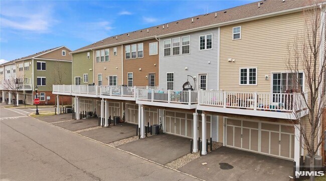 Building Photo - 56 Wesmont Drive