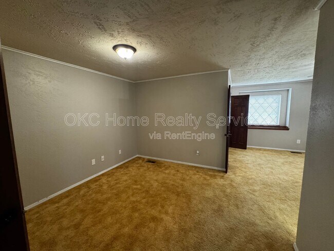 Building Photo - 6300 Brookside Dr