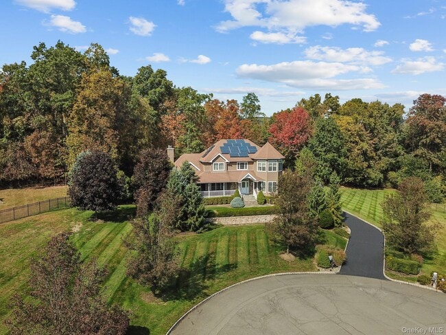 Building Photo - 24 Charnwood Dr