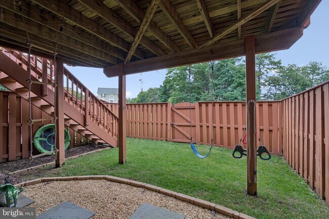 Building Photo - 21140 Dray Terrace