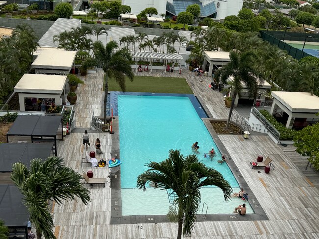 Building Photo - 1189 Waimanu St