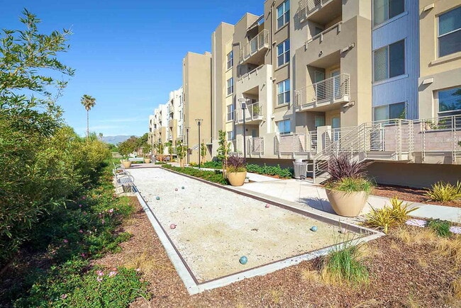 Building Photo - Enso