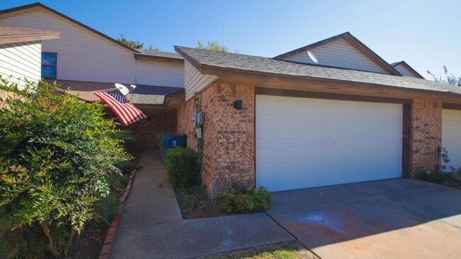 Building Photo - 3804 Summer Cloud Dr