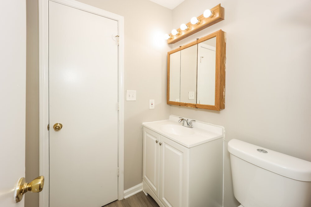 Building Photo - 9036 Sterling Ridge Ln