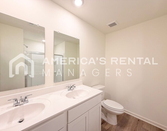 Building Photo - Coming Soon! Available to View NOW!!! DEPOSIT PENDING!!!