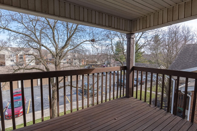 Building Photo - 1310 Hollow Run