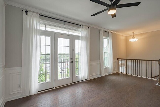 Building Photo - 416 Montclair Ct