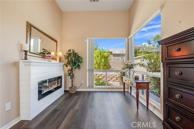 Building Photo - 78652 Alliance Way