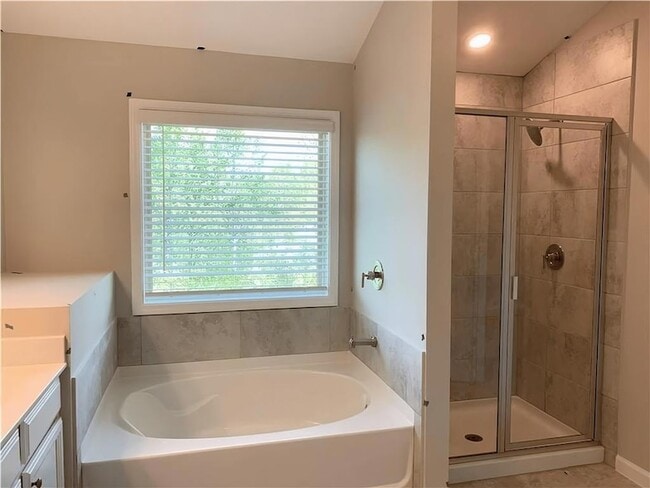 Building Photo - 1327 Elderwood Way
